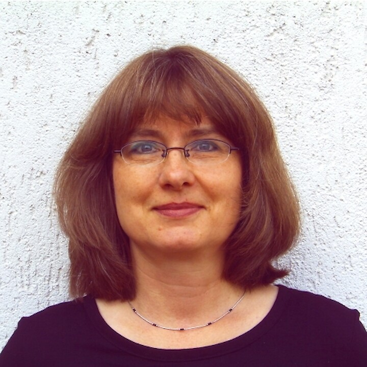  Ingrid Annel